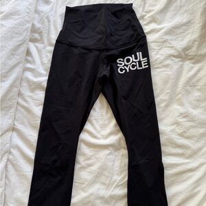 SoulCycle x lululemon Athlete Legend Warrior Crop Capri Leggings